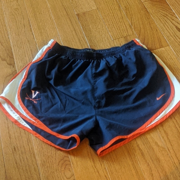 Nike shorts - Picture 1 of 2